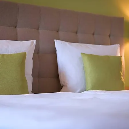 Burg Obbendorf 3*