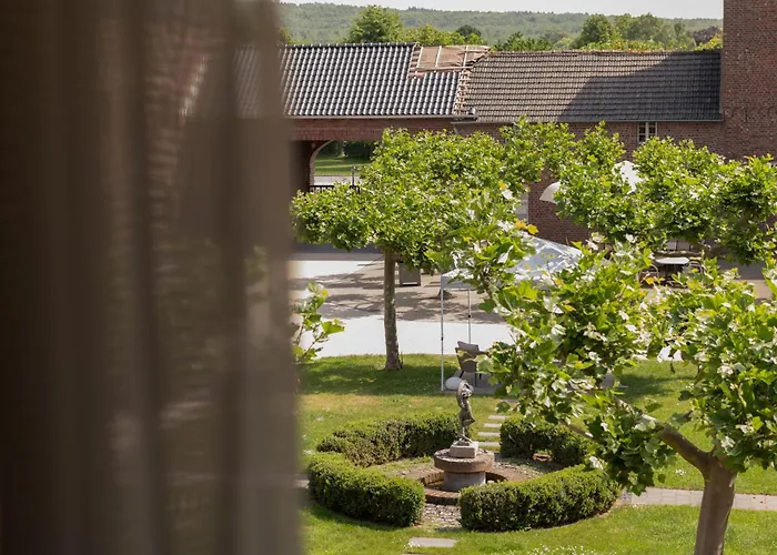 Burg Obbendorf Hotel 3*